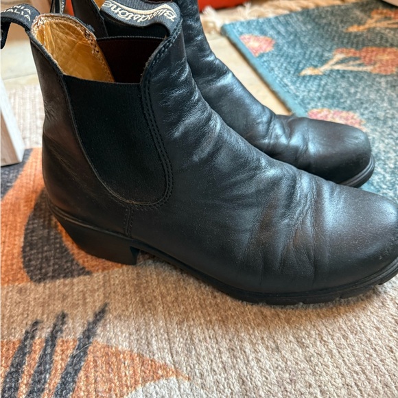 Black Leather Ankle Boots Blundstone Heel - Picture 11 of 13